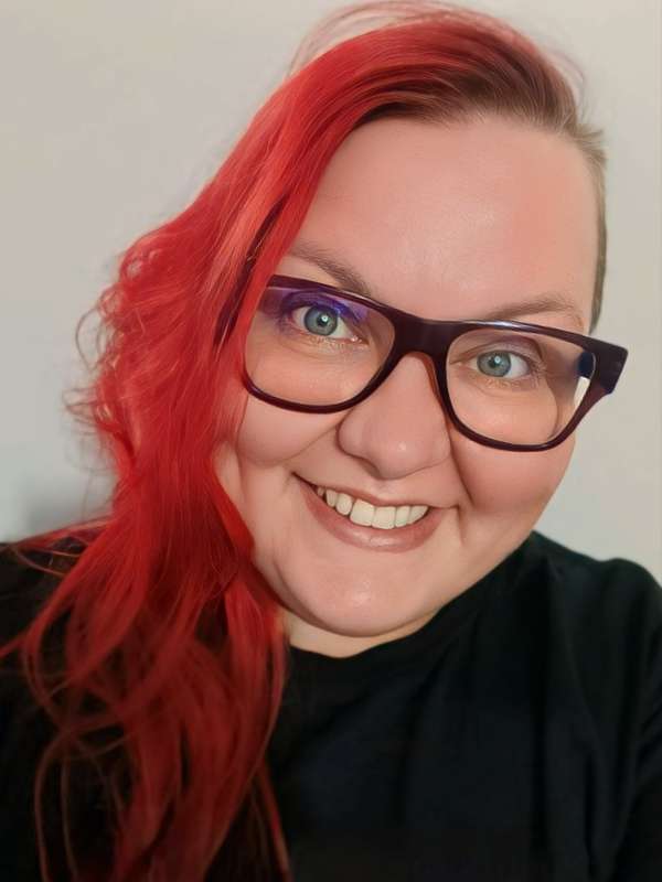 Carolina Poliane Schirmer