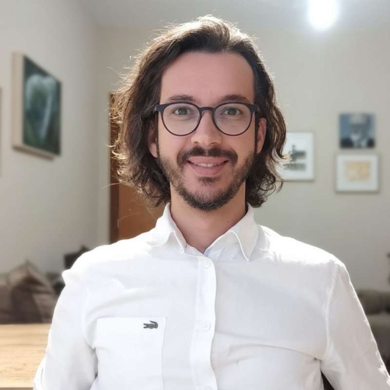 Daniel de Oliveira Good God